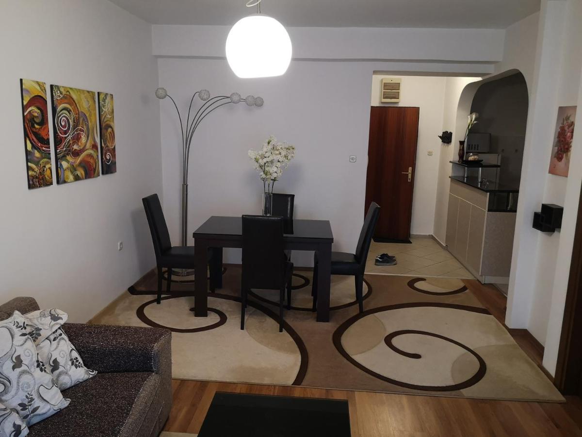 Hello Apartment Скопие Екстериор снимка