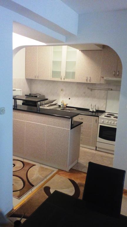 Hello Apartment Скопие Екстериор снимка