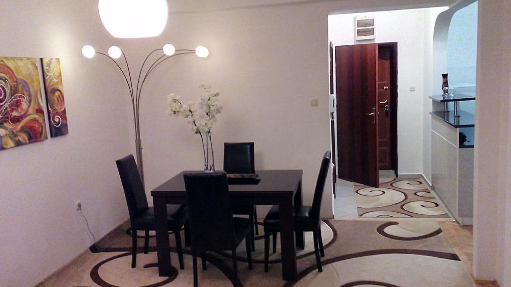 Hello Apartment Скопие Екстериор снимка