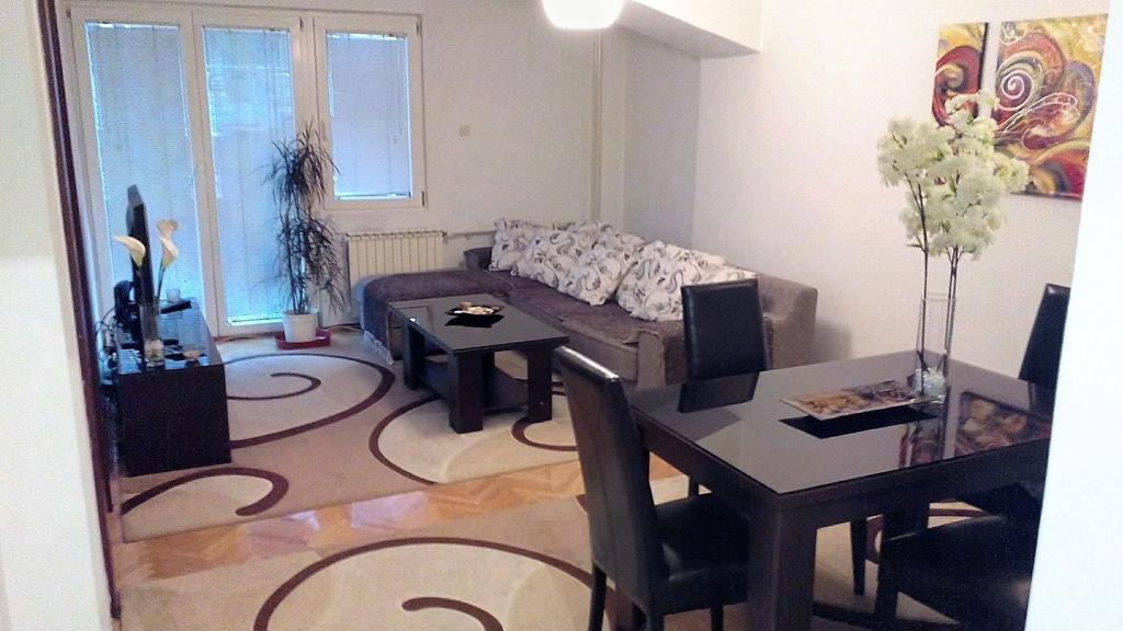 Hello Apartment Скопие Екстериор снимка